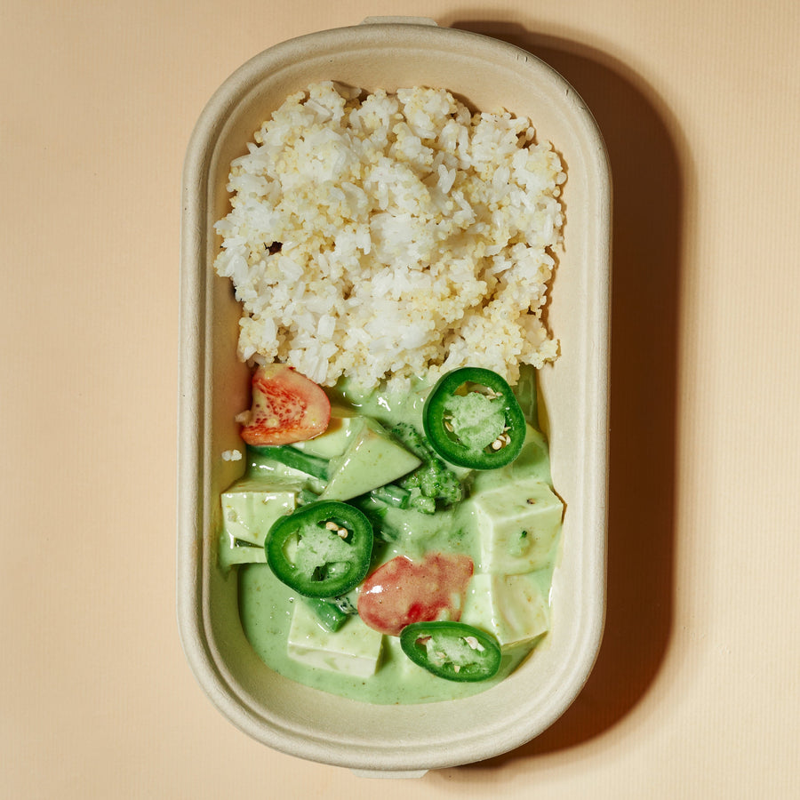 Tofu in Low Fat Coconut Green Curry With Vegetables with Steamed Jasmine Rice
