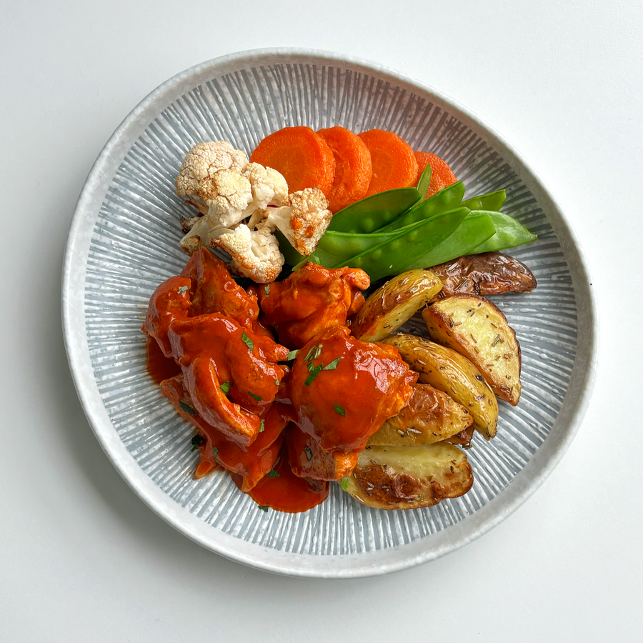 Buffalo Chicken with Roasted Cauliflower, Carrots, Snow Peas & Blue Cheese Buttermilk Dressing