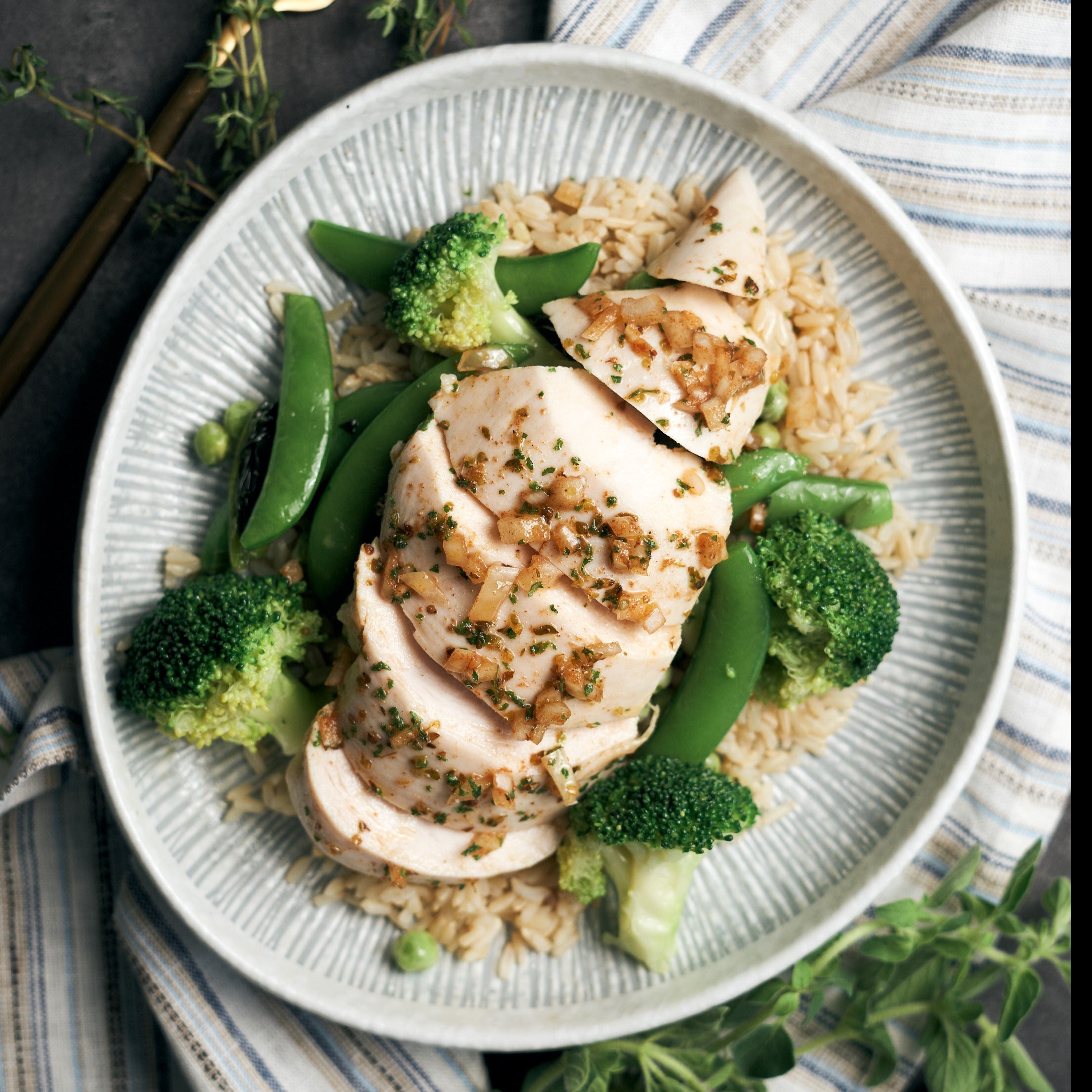 Herb Marinated Sous Vide Chicken Breast with Steamed Green Vegetables – Nutrition Kitchen HK
